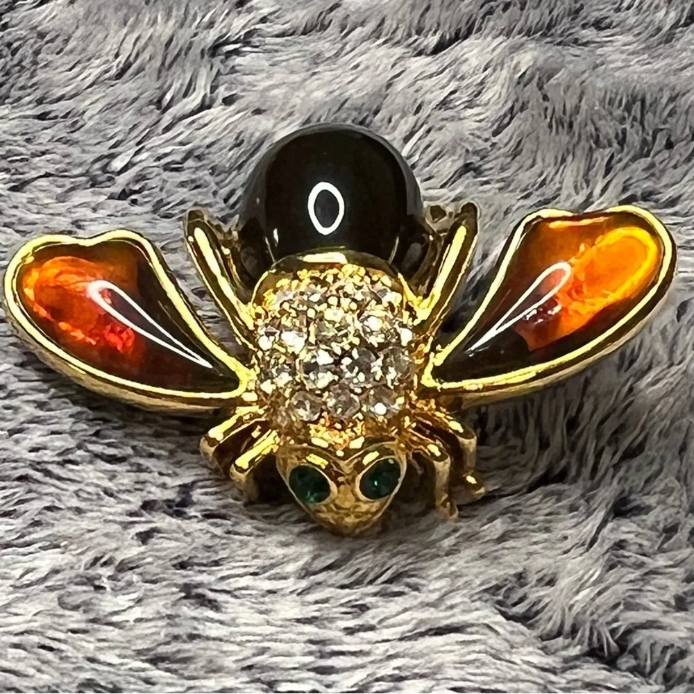 Joan Rivers Amber Resin and Crystal Bee Pin